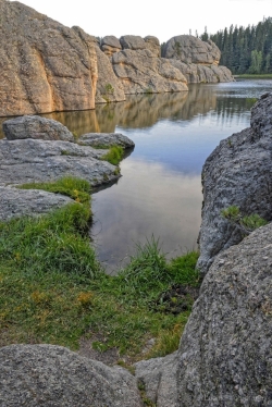 1_Sylvan-Lake-Rocks-4-media