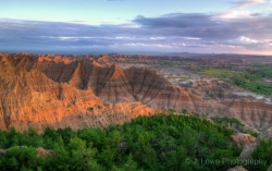 Badlands-Peaks-Sunset-1