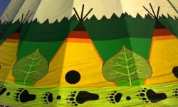 Tee-Pee-Colors